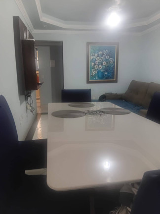 Imagem Casa com 2 Quartos para Alugar,  em Centro - Araruama