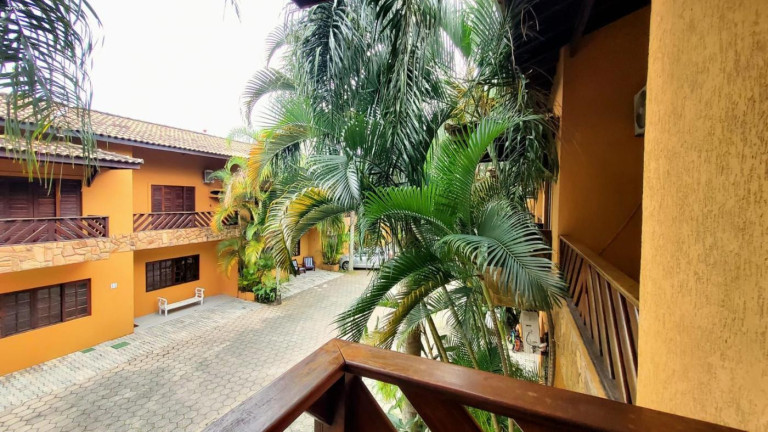 Imagem Sobrado com 2 Quartos à Venda, 84 m² em Maresias - São Sebastião Imagem Sobrado com 2 Quartos à Venda, 84 m² em Maresias - São Sebastião