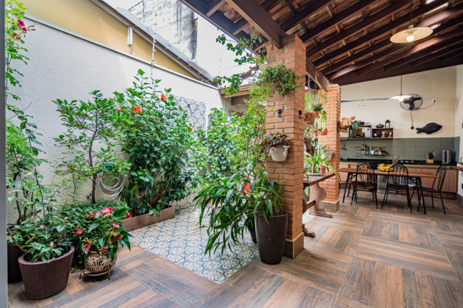 Imagem Sobrado com 4 Quartos à Venda, 188 m² em Vila Romana - São Paulo
