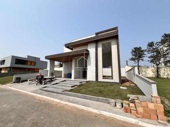 Imagem Casa com 3 Quartos à Venda, 400 m² em Ingleses Do Rio Vermelho - Florianópolis Imagem Casa com 3 Quartos à Venda, 400 m² em Ingleses Do Rio Vermelho - Florianópolis