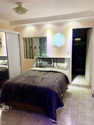 Imagem Sobrado com 4 Quartos à Venda, 250 m² em Taboão - São Bernardo Do Campo Imagem Sobrado com 4 Quartos à Venda, 250 m² em Taboão - São Bernardo Do Campo