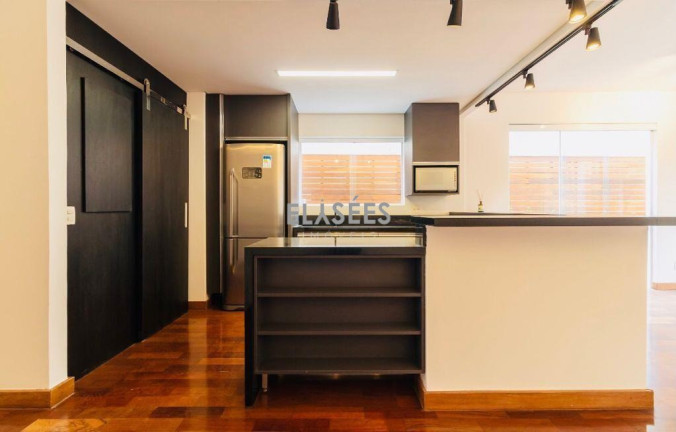 Imagem Imóvel com 3 Quartos à Venda, 300 m² em Morumbi - São Paulo Imagem Imóvel com 3 Quartos à Venda, 300 m² em Morumbi - São Paulo