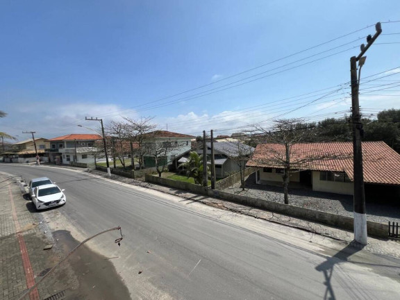 Imagem Casa com 9 Quartos à Venda, 450 m² em Centro - Balneário Barra Do Sul Imagem Casa com 9 Quartos à Venda, 450 m² em Centro - Balneário Barra Do Sul