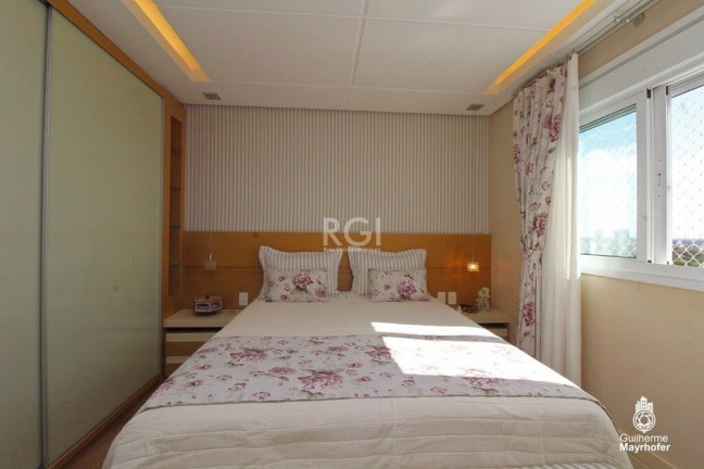 Imagem Cobertura com 1 Quarto à Venda, 150 m² em São João - Porto Alegre Imagem Cobertura com 1 Quarto à Venda, 150 m² em São João - Porto Alegre
