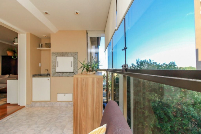 Imagem Imóvel com 2 Quartos à Venda, 101 m² em Higienópolis - Porto Alegre Imagem Imóvel com 2 Quartos à Venda, 101 m² em Higienópolis - Porto Alegre