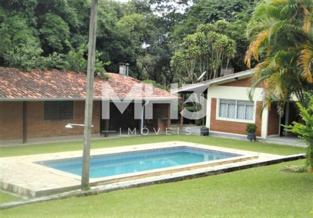 Imagem Imóvel com 2 Quartos à Venda, 6.400 m² em Contendas - Valinhos Imagem Imóvel com 2 Quartos à Venda, 6.400 m² em Contendas - Valinhos