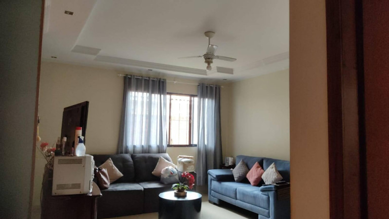 Imagem Casa com 4 Quartos à Venda, 172 m² em Vila Morangueira - Maringá Imagem Casa com 4 Quartos à Venda, 172 m² em Vila Morangueira - Maringá