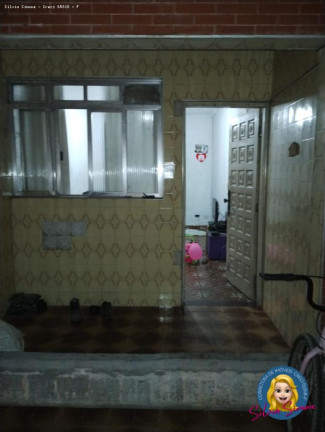 Imagem Casa com 3 Quartos à Venda, 70 m² em Castelo - Santos