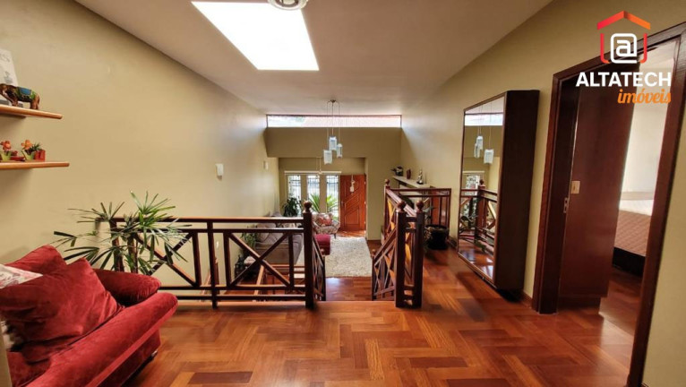 Imagem Casa com 3 Quartos à Venda, 210 m² em Jardim Centenário - Poços De Caldas Imagem Casa com 3 Quartos à Venda, 210 m² em Jardim Centenário - Poços De Caldas