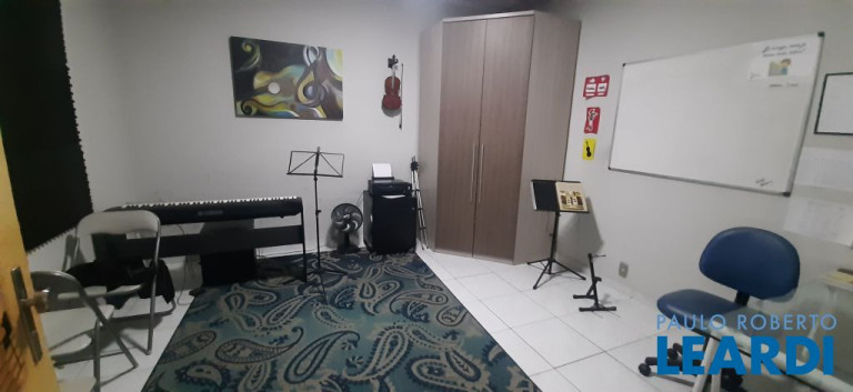 Imagem Casa com 2 Quartos à Venda, 249 m² em Vila Alzira - Santo André Imagem Casa com 2 Quartos à Venda, 249 m² em Vila Alzira - Santo André