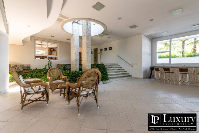 Imagem Casa com 10 Quartos à Venda, em Balneário Praia Do Pernambuco - Guarujá Imagem Casa com 10 Quartos à Venda, em Balneário Praia Do Pernambuco - Guarujá