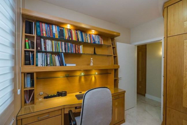 Imagem Apartamento com 3 Quartos à Venda, 277 m² em Agronômica - Florianópolis Imagem Apartamento com 3 Quartos à Venda, 277 m² em Agronômica - Florianópolis