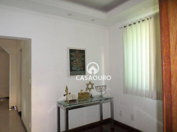Imagem Casa com 5 Quartos à Venda, 300 m² em Santa Tereza - Belo Horizonte Imagem Casa com 5 Quartos à Venda, 300 m² em Santa Tereza - Belo Horizonte