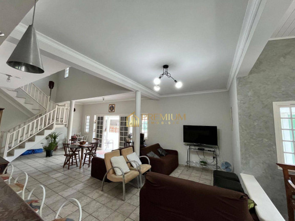 Imagem Sobrado com 7 Quartos à Venda, 458 m² em Mar Verde - Caraguatatuba