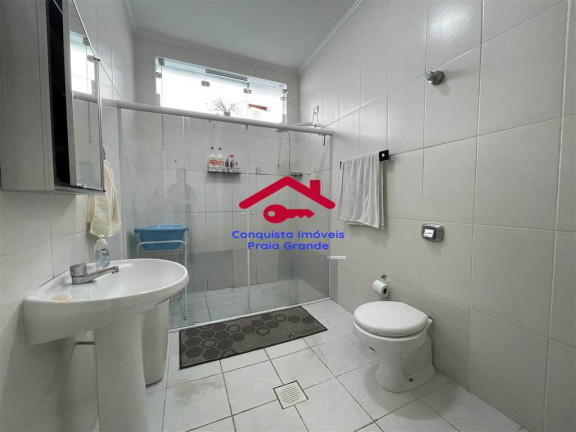 Imagem Casa com 3 Quartos à Venda, 180 m² em Canto Do Forte - Praia Grande Imagem Casa com 3 Quartos à Venda, 180 m² em Canto Do Forte - Praia Grande
