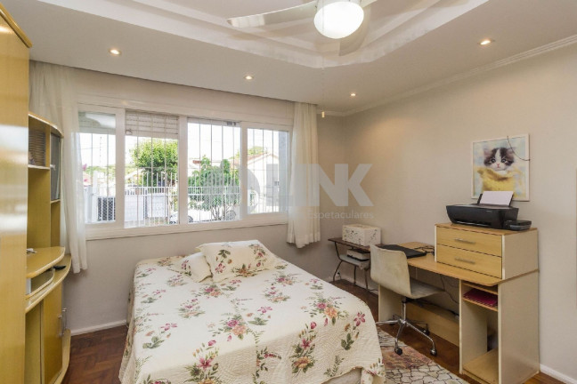 Imagem Casa com 3 Quartos à Venda, 290 m² em Jardim Europa - Porto Alegre