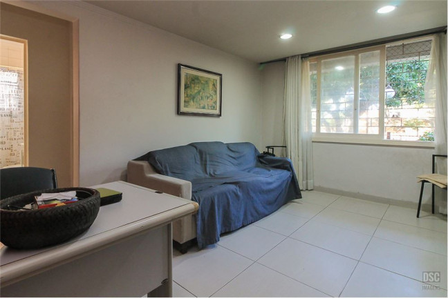 Imagem Imóvel com 1 Quarto à Venda, em Cavalhada - Porto Alegre Imagem Imóvel com 1 Quarto à Venda, em Cavalhada - Porto Alegre