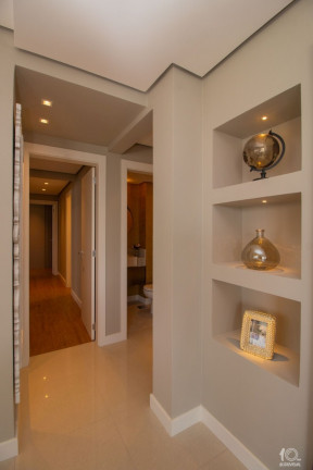 Imagem Imóvel com 3 Quartos à Venda, 105 m² em Menino Deus - Porto Alegre Imagem Imóvel com 3 Quartos à Venda, 105 m² em Menino Deus - Porto Alegre