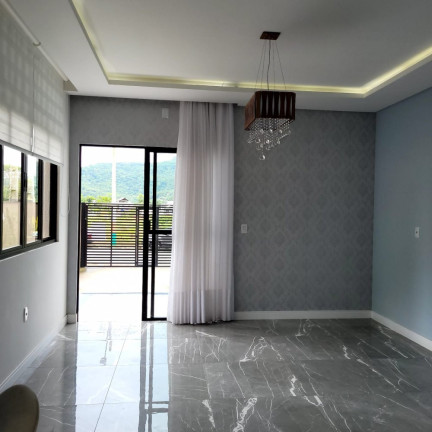 Imagem Sobrado com 3 Quartos à Venda, 185 m² em Rio Pequeno - Camboriú Imagem Sobrado com 3 Quartos à Venda, 185 m² em Rio Pequeno - Camboriú