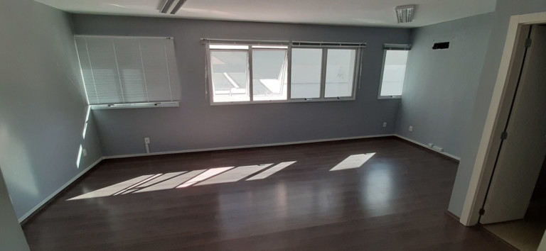 Imagem Imóvel Comercial à Venda, 32 m² em Menino Deus - Porto Alegre