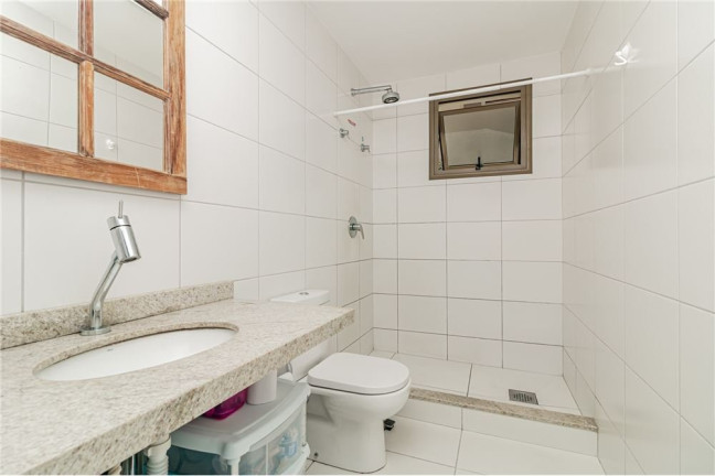 Imagem Apartamento com 3 Quartos à Venda, 123 m² em Petrópolis - Porto Alegre