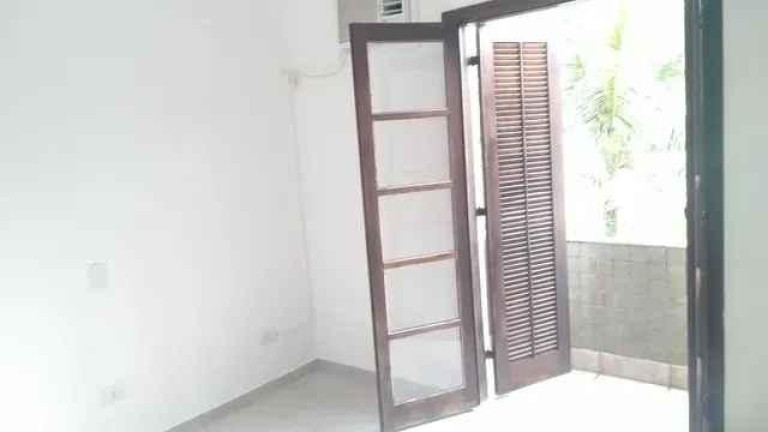 Imagem Imóvel com 3 Quartos à Venda, 220 m² em Balneário Praia Do Pernambuco - Guarujá Imagem Imóvel com 3 Quartos à Venda, 220 m² em Balneário Praia Do Pernambuco - Guarujá