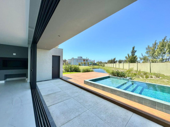 Imagem Casa com 5 Quartos à Venda, 270 m² em -- - Capao Da Canoa Imagem Casa com 5 Quartos à Venda, 270 m² em -- - Capao Da Canoa