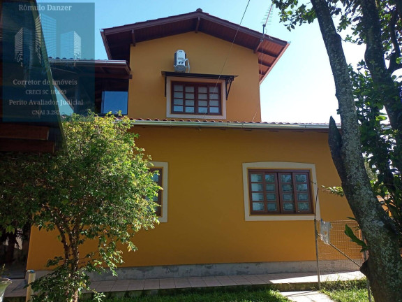 Imagem Casa com 3 Quartos à Venda, 106 m² em São João Do Rio Vermelho - Florianópolis Imagem Casa com 3 Quartos à Venda, 106 m² em São João Do Rio Vermelho - Florianópolis
