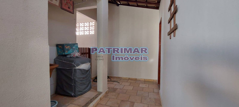 Imagem Casa com 2 Quartos à Venda, 300 m² em Itaipuaçu - Maricá Imagem Casa com 2 Quartos à Venda, 300 m² em Itaipuaçu - Maricá