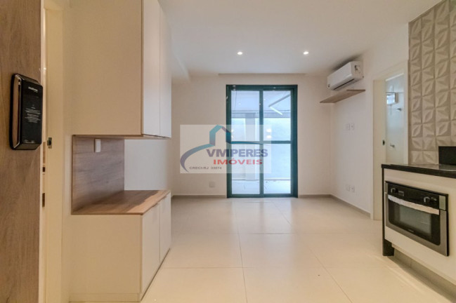 Imagem Apartamento com 1 Quarto à Venda, 58 m² em Copacabana - Rio De Janeiro
