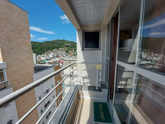 Imagem Imóvel com 3 Quartos à Venda, 131 m² em Centro - Florianópolis Imagem Imóvel com 3 Quartos à Venda, 131 m² em Centro - Florianópolis