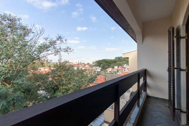 Imagem Casa com 3 Quartos à Venda, 273 m² em Jardim Regina - São Paulo Imagem Casa com 3 Quartos à Venda, 273 m² em Jardim Regina - São Paulo