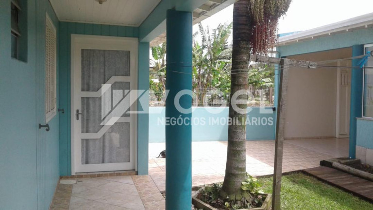 Imagem Casa com 6 Quartos à Venda, 184 m² em Centro - Capao Da Canoa Imagem Casa com 6 Quartos à Venda, 184 m² em Centro - Capao Da Canoa