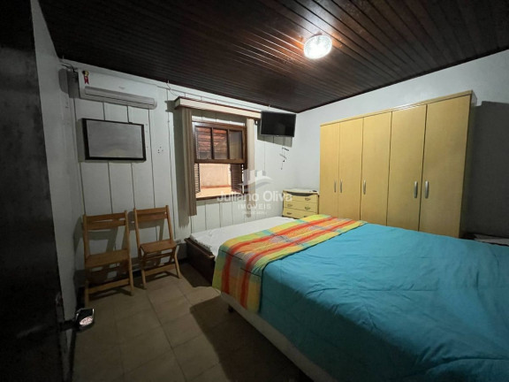 Imagem Casa com 3 Quartos à Venda, 184 m² em Barra Do Sai - Itapoá