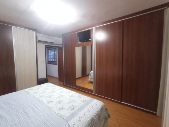 Imagem Casa com 3 Quartos à Venda, 220 m² em Vila Amália - São Paulo
