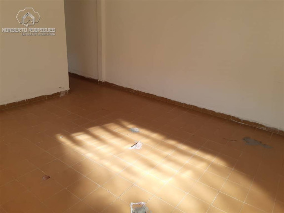 Imagem Casa com 1 Quarto à Venda, 50 m² em Guilhermina - Praia Grande Imagem Casa com 1 Quarto à Venda, 50 m² em Guilhermina - Praia Grande