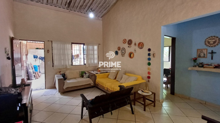 Imagem Casa com 2 Quartos à Venda, 219 m² em Estrela Dalva - Caraguatatuba Imagem Casa com 2 Quartos à Venda, 219 m² em Estrela Dalva - Caraguatatuba