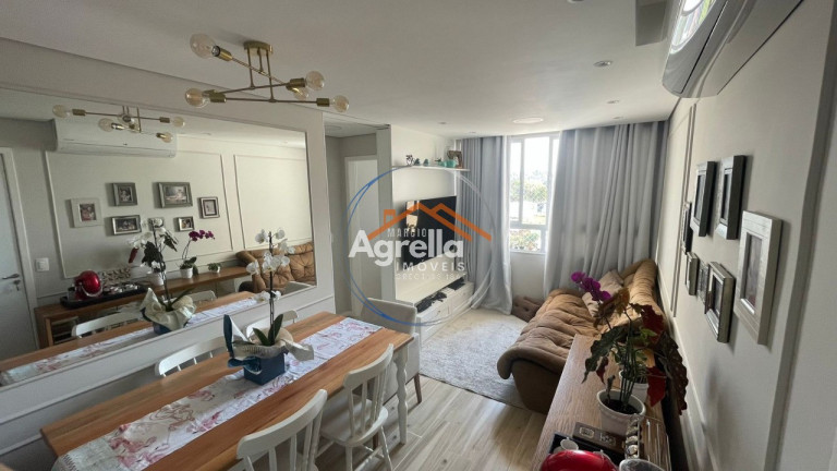 Imagem Imóvel com 2 Quartos à Venda, 60 m² em Condominio Portal Vila Das Borboletas - Mogi Guaçu Imagem Imóvel com 2 Quartos à Venda, 60 m² em Condominio Portal Vila Das Borboletas - Mogi Guaçu