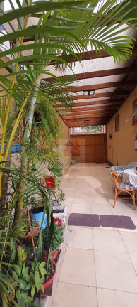 Imagem Casa com 2 Quartos à Venda, 160 m² em São Geraldo - Porto Alegre