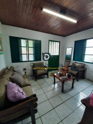 Imagem Casa com 3 Quartos à Venda, 400 m² em Caturrita - Santa Maria