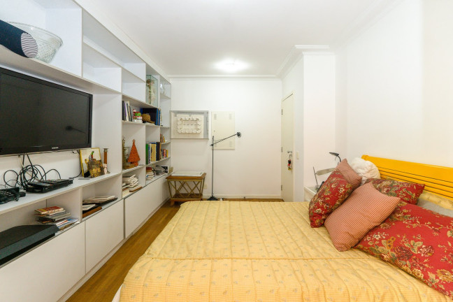 Imagem Apartamento com 3 Quartos à Venda, 210 m² em Moema Pássaros - São Paulo
