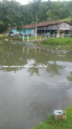 Imagem Chácara à Venda, em Centro - Paraibuna Imagem Chácara à Venda, em Centro - Paraibuna