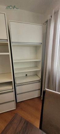 Imagem Imóvel com 1 Quarto para Alugar, 50 m² em Centro - Curitiba Imagem Imóvel com 1 Quarto para Alugar, 50 m² em Centro - Curitiba