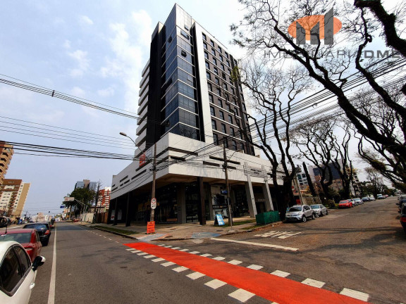 Imóvel Comercial à Venda, 40 m² em Bacacheri - Curitiba