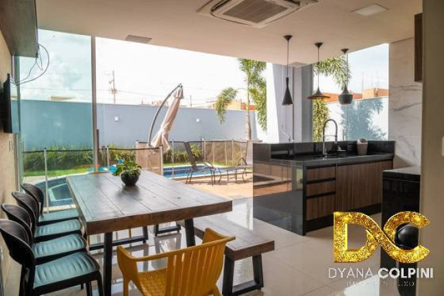 Imagem Casa de Condomínio com 3 Quartos à Venda, 223 m² em Ribeirão Do Lipa - Cuiabá Imagem Casa de Condomínio com 3 Quartos à Venda, 223 m² em Ribeirão Do Lipa - Cuiabá