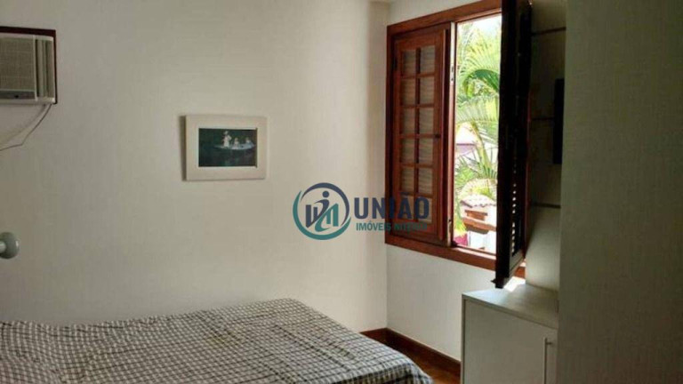 Imagem Casa com 4 Quartos à Venda, 300 m² em São Francisco - Niterói Imagem Casa com 4 Quartos à Venda, 300 m² em São Francisco - Niterói