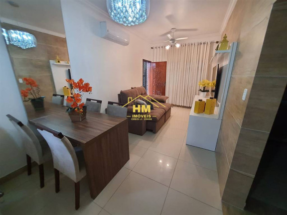 Imagem Casa com 5 Quartos à Venda, 200 m² em Centro - Sao Vicente Imagem Casa com 5 Quartos à Venda, 200 m² em Centro - Sao Vicente