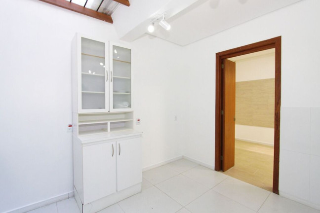Imagem Apartamento com 1 Quarto à Venda, 60 m² em Centro Histórico - Porto Alegre Imagem Apartamento com 1 Quarto à Venda, 60 m² em Centro Histórico - Porto Alegre