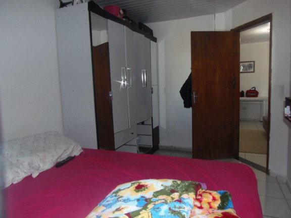 Imagem Casa com 2 Quartos à Venda, 43 m² em Campo De Santana - Curitiba Imagem Casa com 2 Quartos à Venda, 43 m² em Campo De Santana - Curitiba