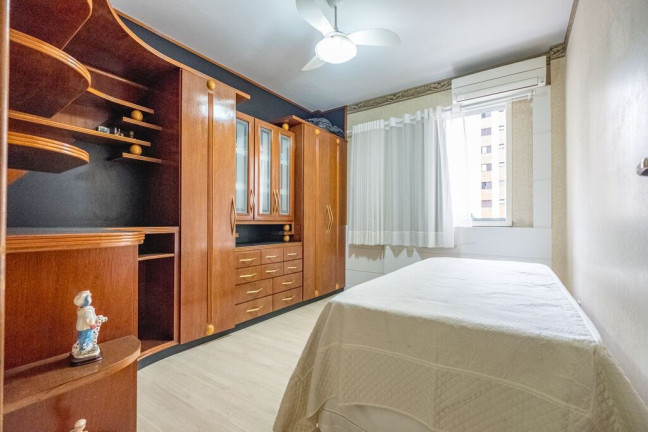 Imagem Apartamento com 2 Quartos à Venda, 74 m² em Centro - Florianópolis Imagem Apartamento com 2 Quartos à Venda, 74 m² em Centro - Florianópolis